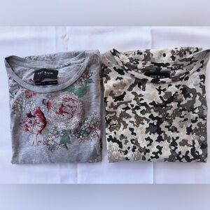 Bundle of 2 PACSUN  Gray Floral Tee & Gray Camo-Speckle Tee Set size Small